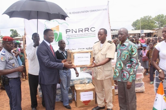 Appui aux communautés dans le cadre de la sortie de crise : Le PNRRC donne du matériel médical et des médicaments à Diawala